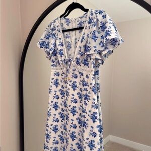 Elegant Blue Floral Midi Dress